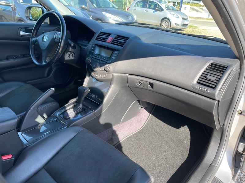 Honda Accord  2,0L Vtec 155ch BVA