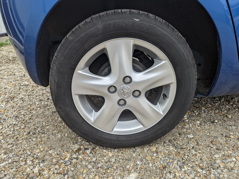 Toyota Yaris II  87 VVT-i Luna Pack 5p