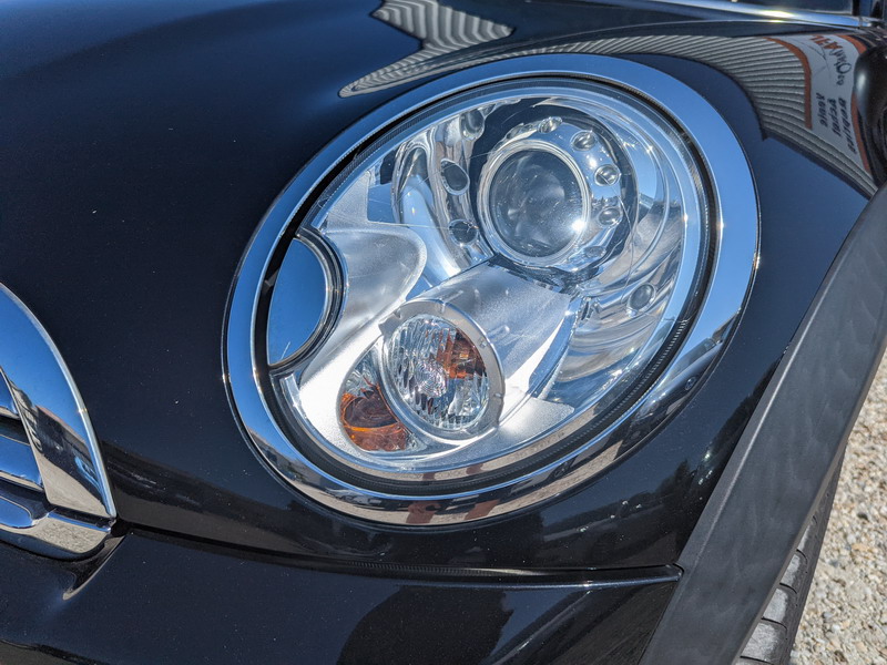 Mini II (R56) One + Options  1.6L 98ch