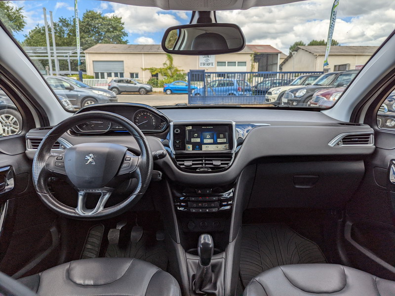 Peugeot 208  1.6 VTi Allure 3p