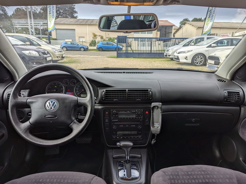 Volkswagen Passat V  2.0 115ch Confort BVA