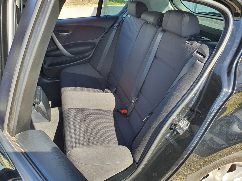 BMW Série 1 116I  122CH PREMIERE