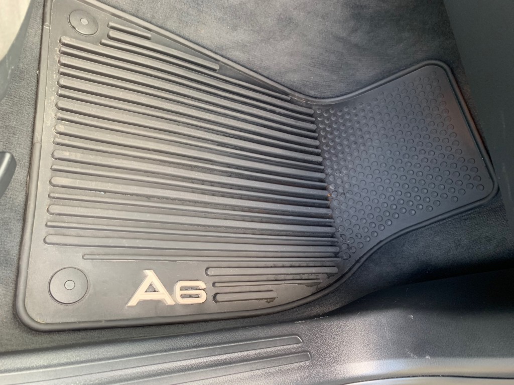 AUDI A6 AVANT ( Break ) 3.0 V6 240ch Quattro sport plus