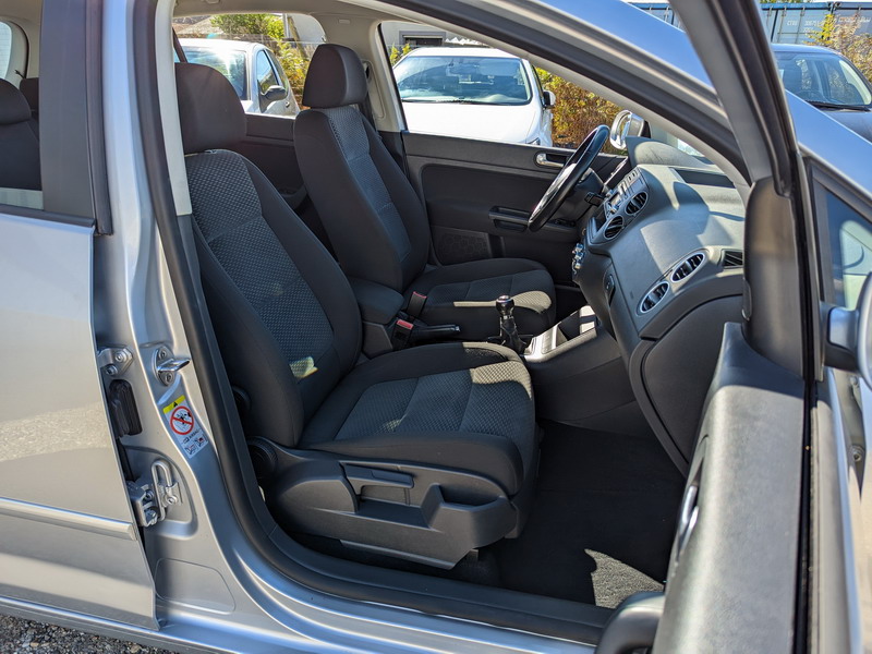 Volkswagen Golf Plus 1.6 102ch Confortline 5p
