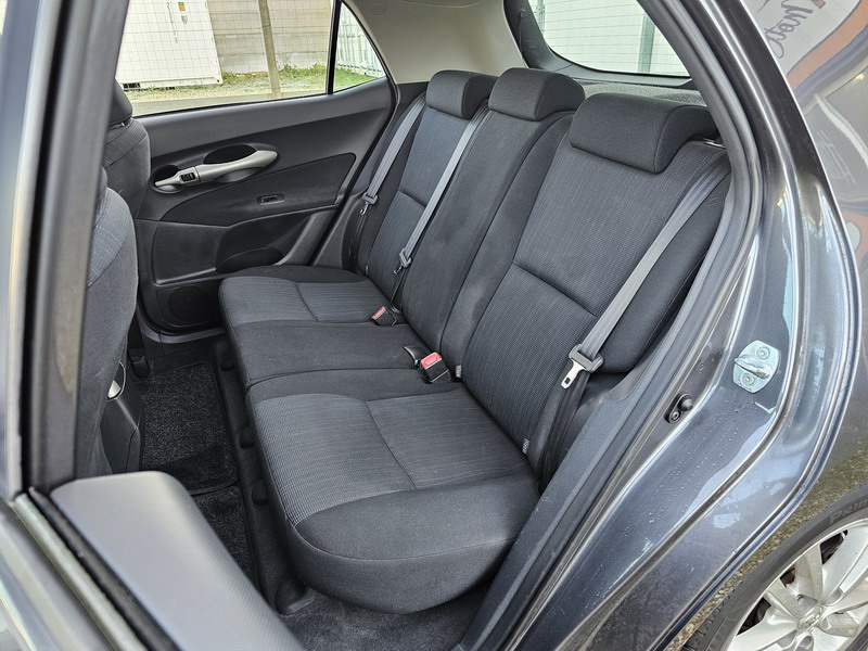 20240119_102628 Toyota Auris 1.6l 124 VVT-i Luna 5p