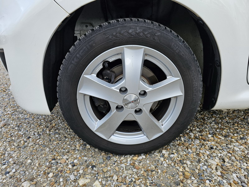 20240305_150841 Peugeot 107 1.0 12v 68ch Urban Move 5p