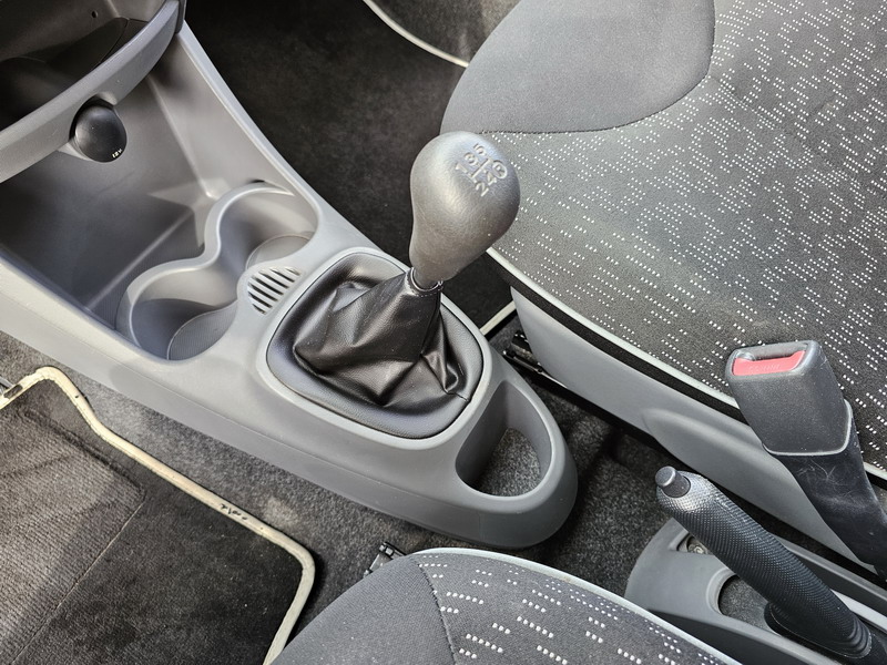 20240305_151339 Peugeot 107 1.0 12v 68ch Urban Move 5p