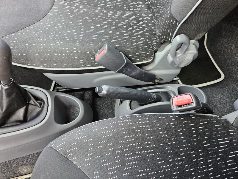 20240305_151341 Peugeot 107 1.0 12v 68ch Urban Move 5p