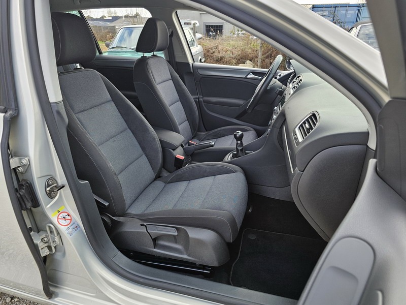 20240315_162117 Volkswagen Golf VI 1.2 TSI Style 105ch 5P