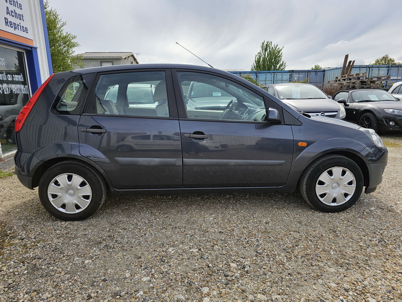 20240426_170232 Ford Fiesta III 1.3 70ch Fun 5p + Clim