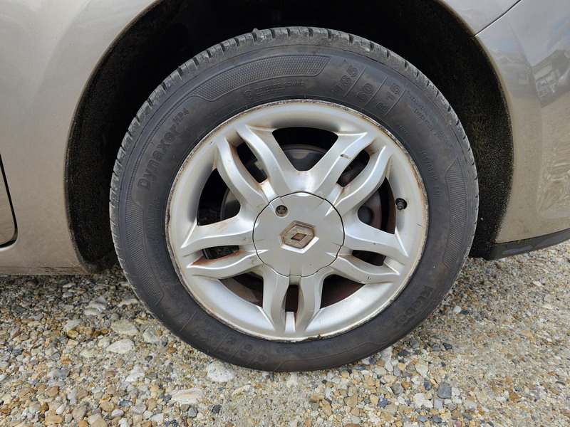 20240429_105218 Renault Clio Estate III 1.6 16v 110ch Dynamique BVA