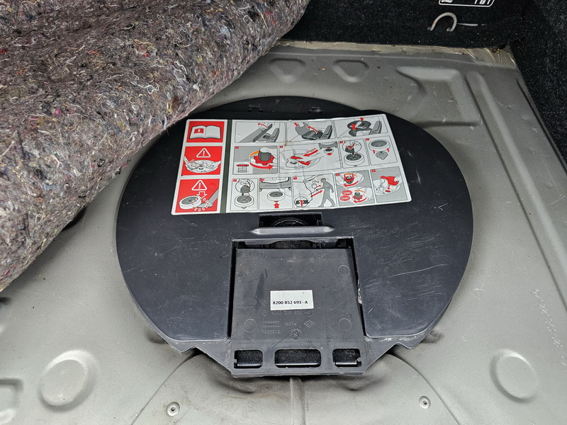 20240429_105726 Renault Clio Estate III 1.6 16v 110ch Dynamique BVA