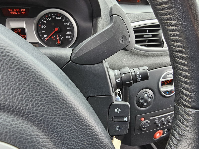 20240429_110118 Renault Clio Estate III 1.6 16v 110ch Dynamique BVA