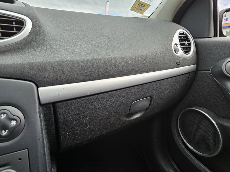 20240429_110141 Renault Clio Estate III 1.6 16v 110ch Dynamique BVA