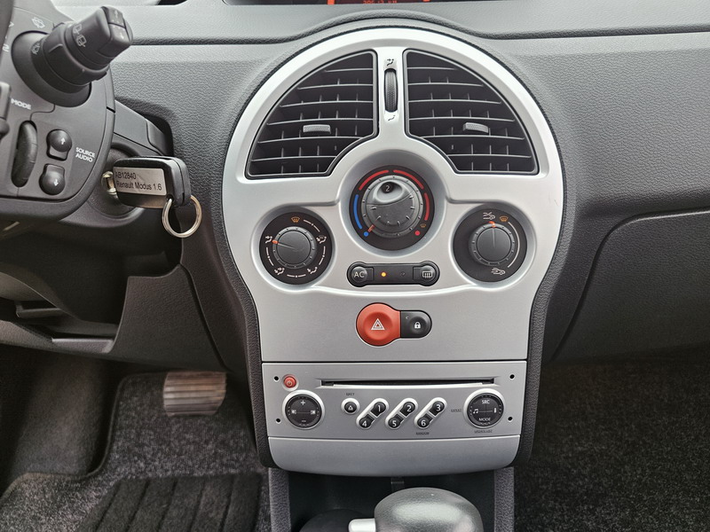 20240529_160422 Renault Modus 1.6 16v 110ch Dynamique BVA