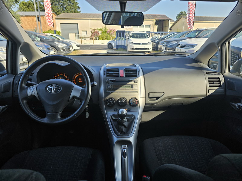 20240719_094457 Toyota Auris 1.6 VVT-i 124ch Luna 5P