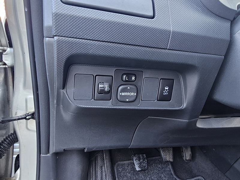 20240719_094820 Toyota Auris 1.6 VVT-i 124ch Luna 5P