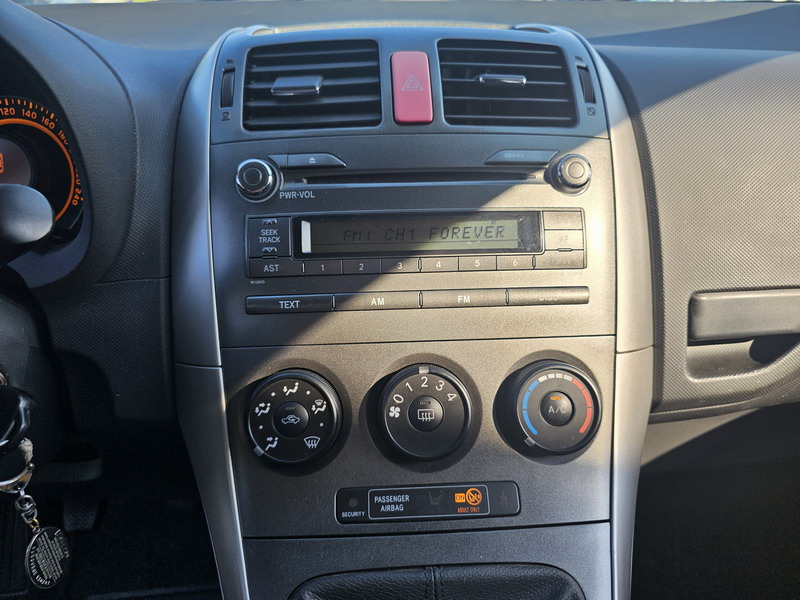 20240719_094833 Toyota Auris 1.6 VVT-i 124ch Luna 5P