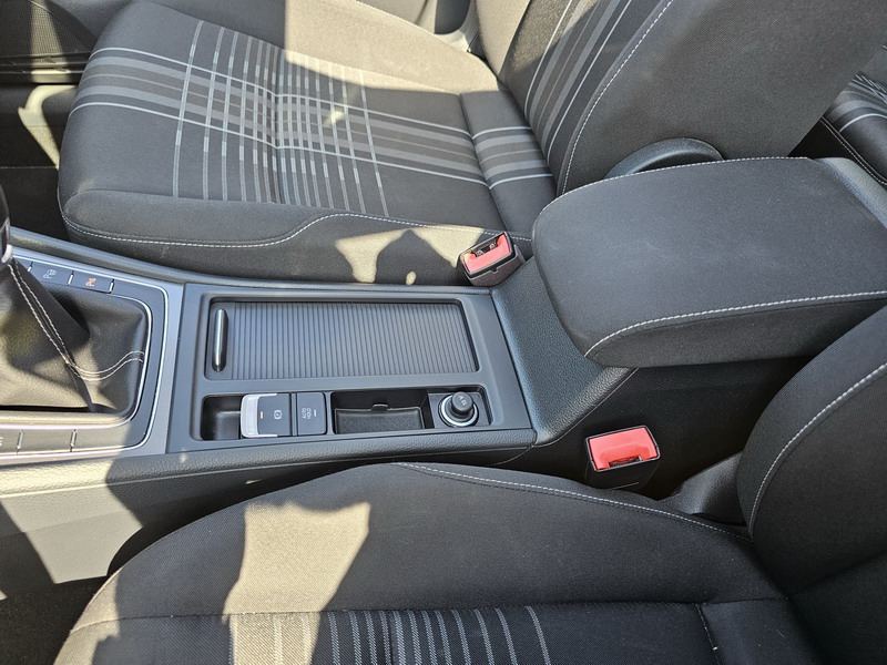 20240828_160516 Volkswagen Golf SW VII 1.6 TDI 110ch Lounge