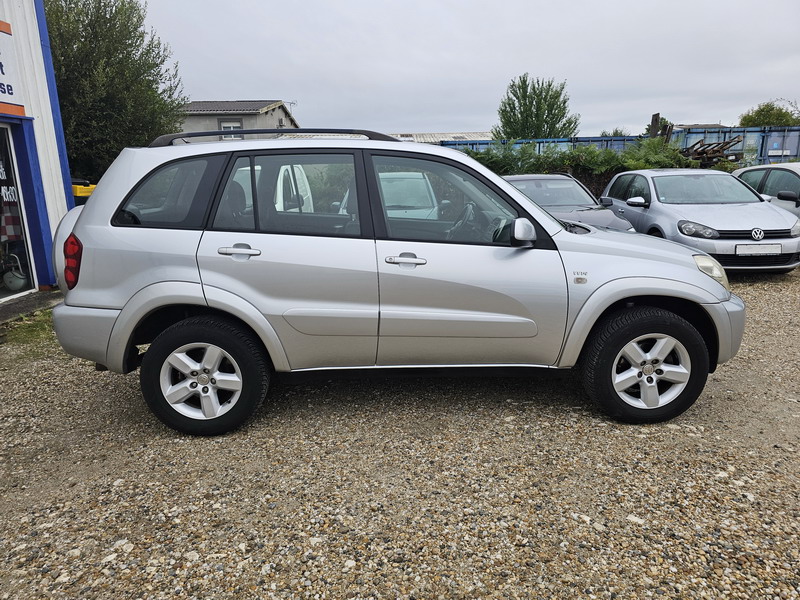 20240907_093541 Toyota RAV4 II 150 VVT-i GX 4X4 5p