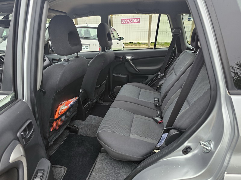 20240907_093828 Toyota RAV4 II 150 VVT-i GX 4X4 5p