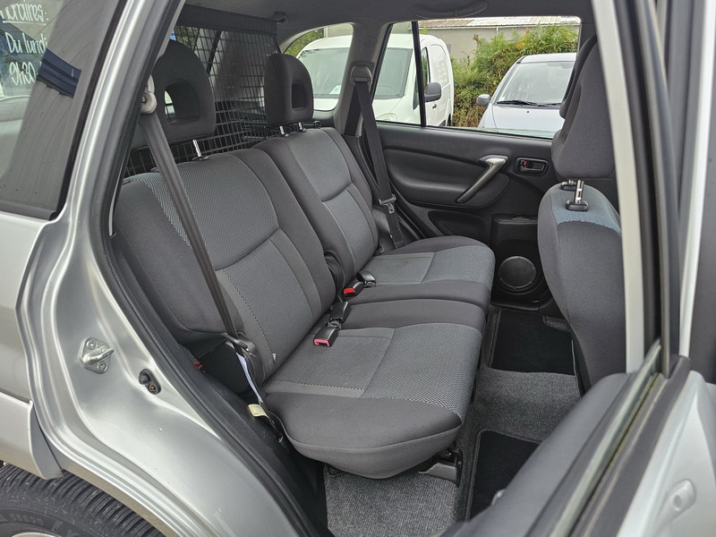 20240907_093847 Toyota RAV4 II 150 VVT-i GX 4X4 5p