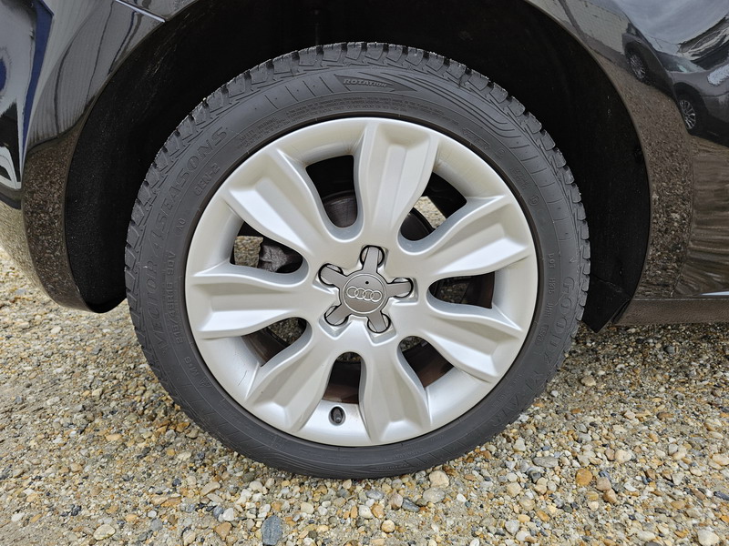 20241007_170556 Audi A1 1.2 TFSI 86ch Ambition