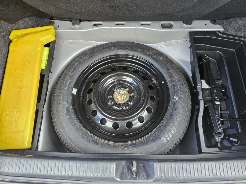 20250322_093801 Toyota Corolla IX 1.4 100 VVT-i Terra 5p