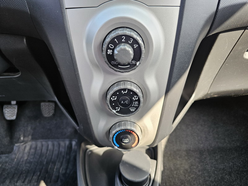 20250610_103528 Toyota Yaris II 85 VVT-i Luna 5p