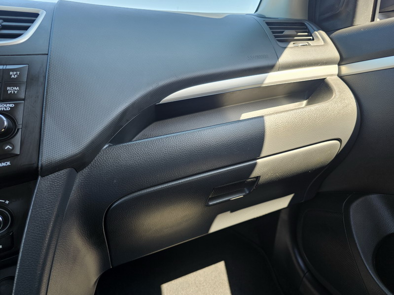 20250617_115038 Suzuki Swift III 1.2 VVT GLX 3p