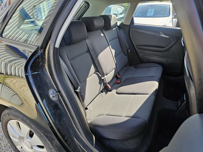 20250905_172818 Audi A3 Sportback 1.6 102ch Attraction *100000kms*