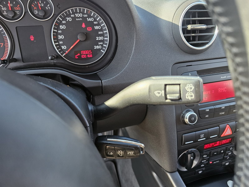 20250905_172923 Audi A3 Sportback 1.6 102ch Attraction *100000kms*