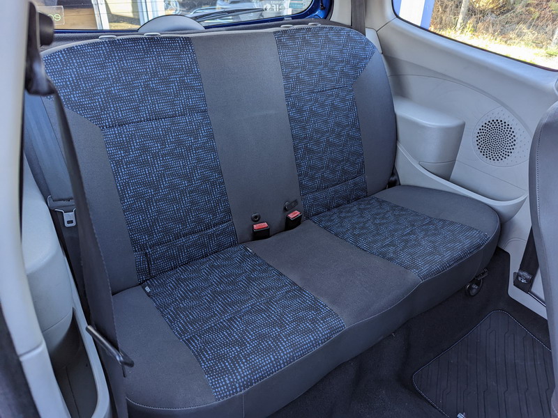 Renault Twingo II (C44)  1.2 LEV 16v 75ch Authentique 115g