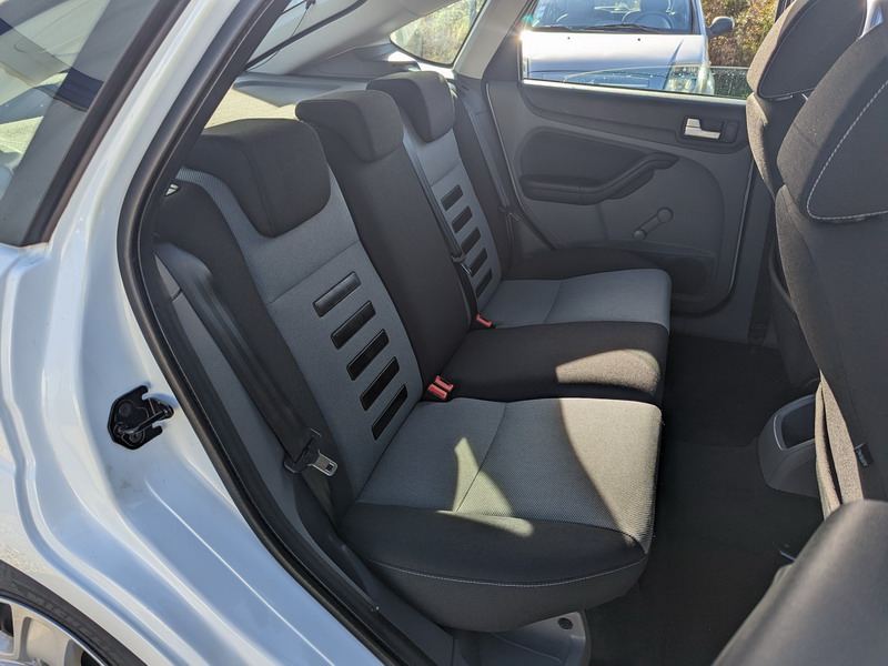 Ford Focus II  1.6 100ch Trend 5p