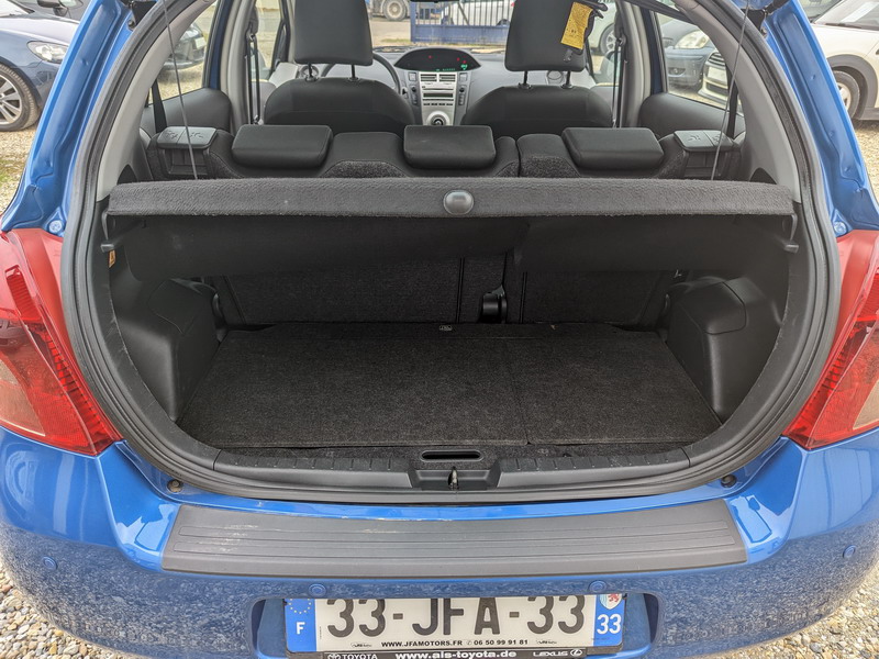 Toyota Yaris II  87 VVT-i Luna Pack 5p