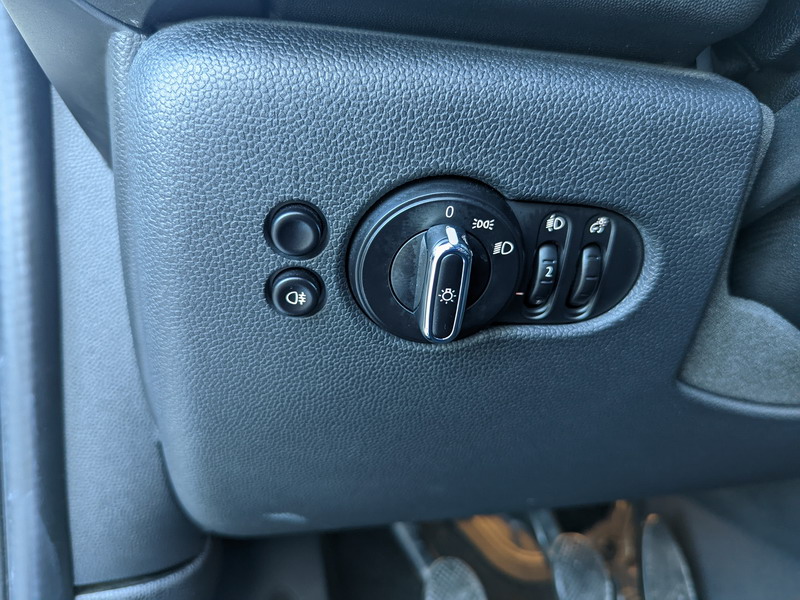 Mini III (F56) One 102ch