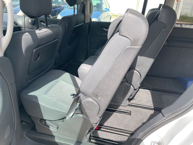 Renault Grand Espace IV  2,0 T Emotion - 170ch