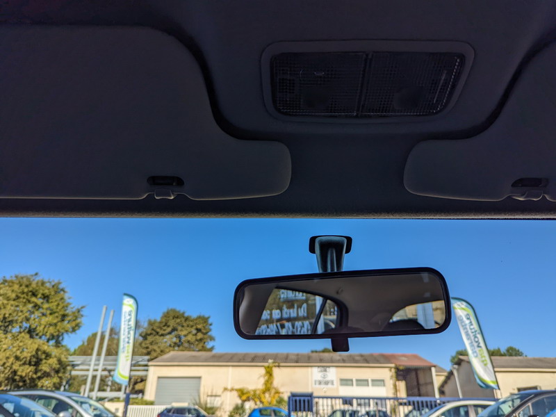 Toyota Yaris  1.3L VVT-i 87 Sol 5p