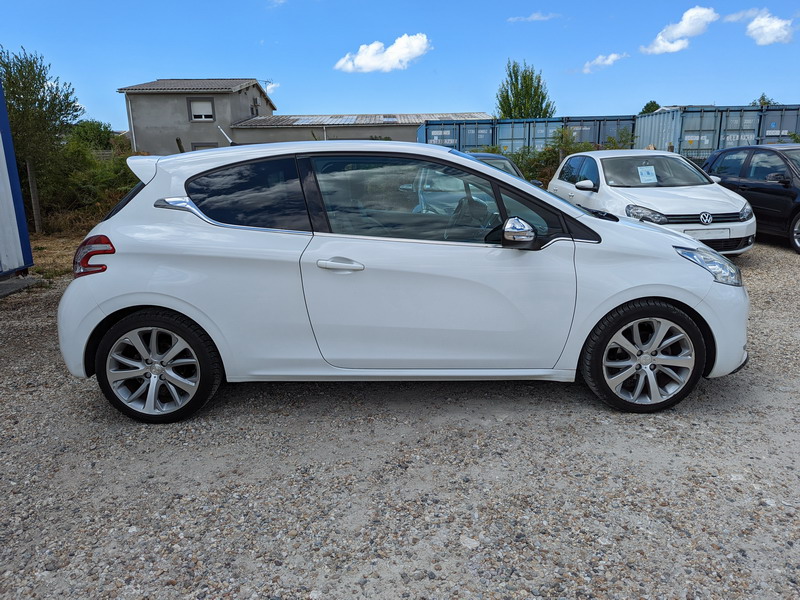 Peugeot 208  1.6 VTi Allure 3p
