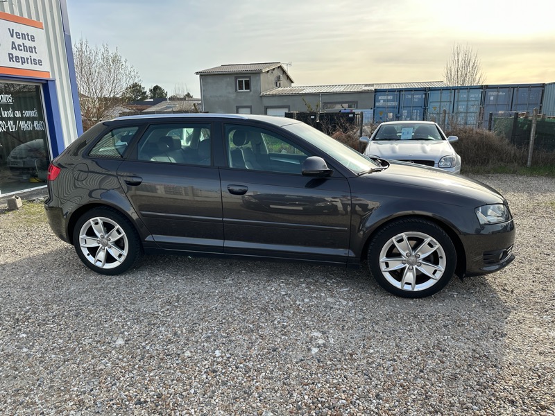 Audi A3 Sportback II  1.4 TFSI 125ch Ambition