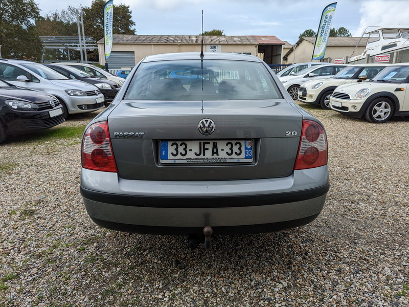Volkswagen Passat V  2.0 115ch Confort BVA