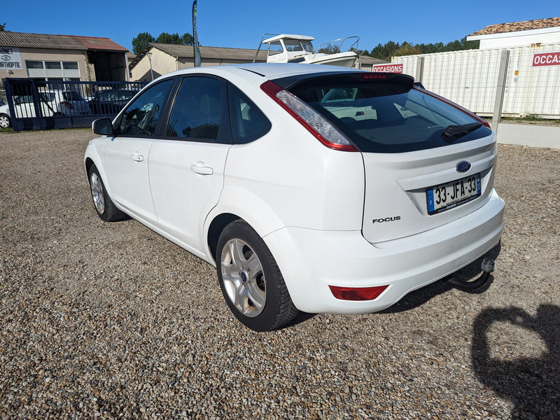 Ford Focus II  1.6 100ch Trend 5p
