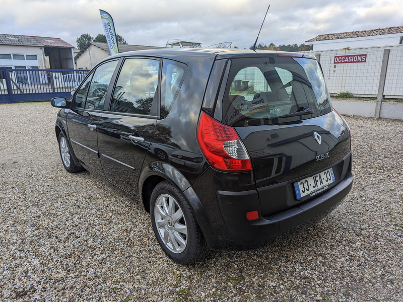 Renault Scenic II  1.6 16v 110ch Dynamique