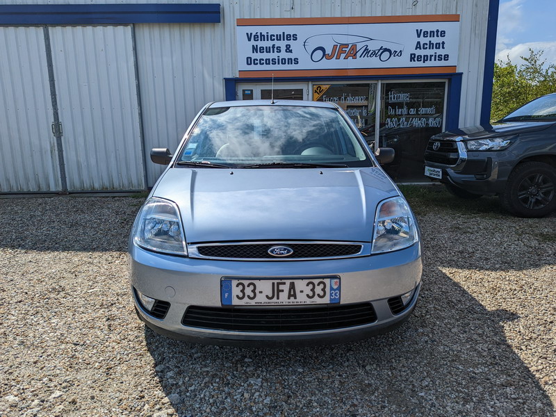 Ford Fiesta III  1.6 16v 100ch Ghia 5p