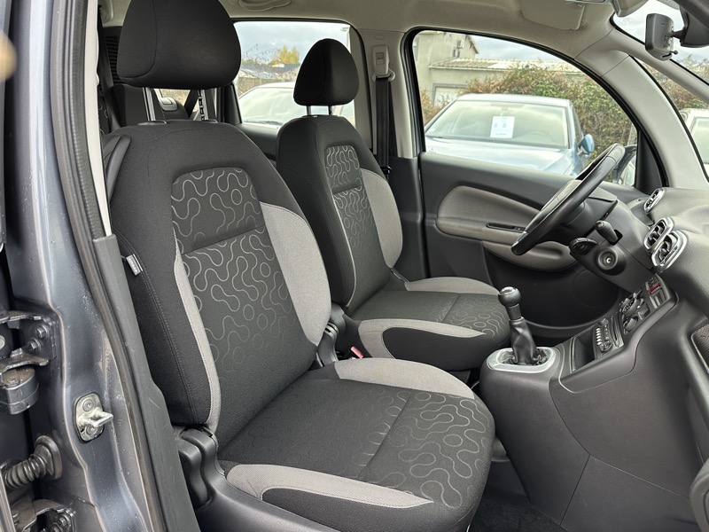 IMG_3795 Citroën C3 Picasso 1.6 VTi 120ch (PAS PURETECH) Confort