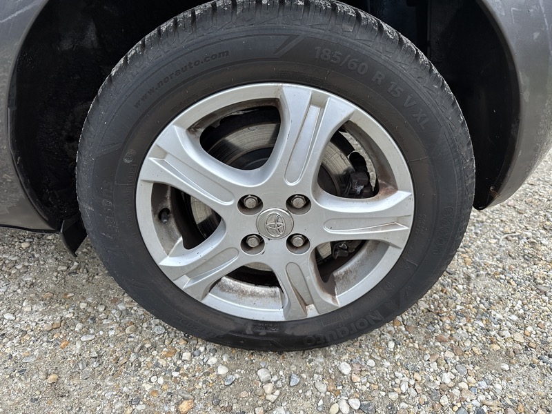 IMG_3851 Toyota Yaris II 100 VVT-i Excelia Pack 5p