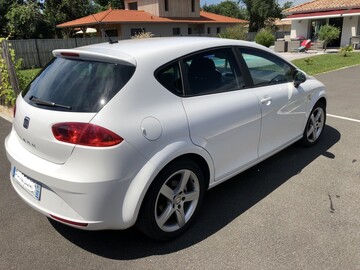 SEAT LEON 1.8 TSI 160ch Sport SEAT LEON 1.8 TSI 160ch Sport
