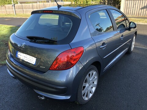 PEUGEOT 207 1,6 THP - 150ch Feline