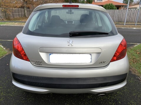 PEUGEOT 207 1,6 Vti - 120ch Sport