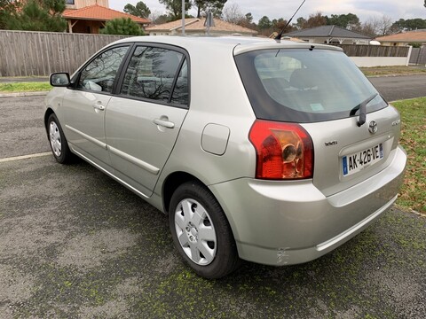 TOYOTA Corolla 1,4 16v - 100ch VVT-i Linea Terra